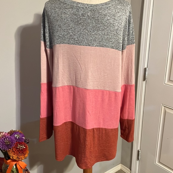 Maurices Gray and Pink Colorblock Sweater - Picture 2 of 3